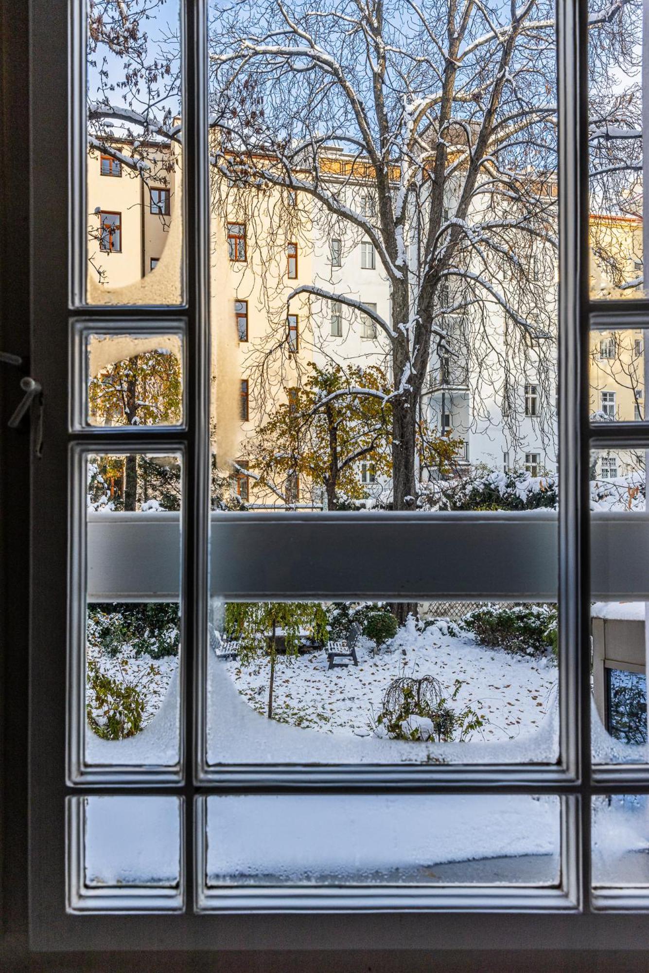Nice Big Apartment 2Bds - Belgicka Praga Exterior foto